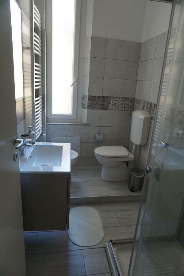 Le Tre Borghesi Hotel Парма Екстериор снимка